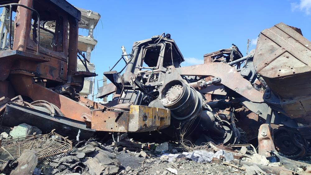 90%  نسبة العجز في معدات وآليات البلدية الثقيلة جراء الحرب