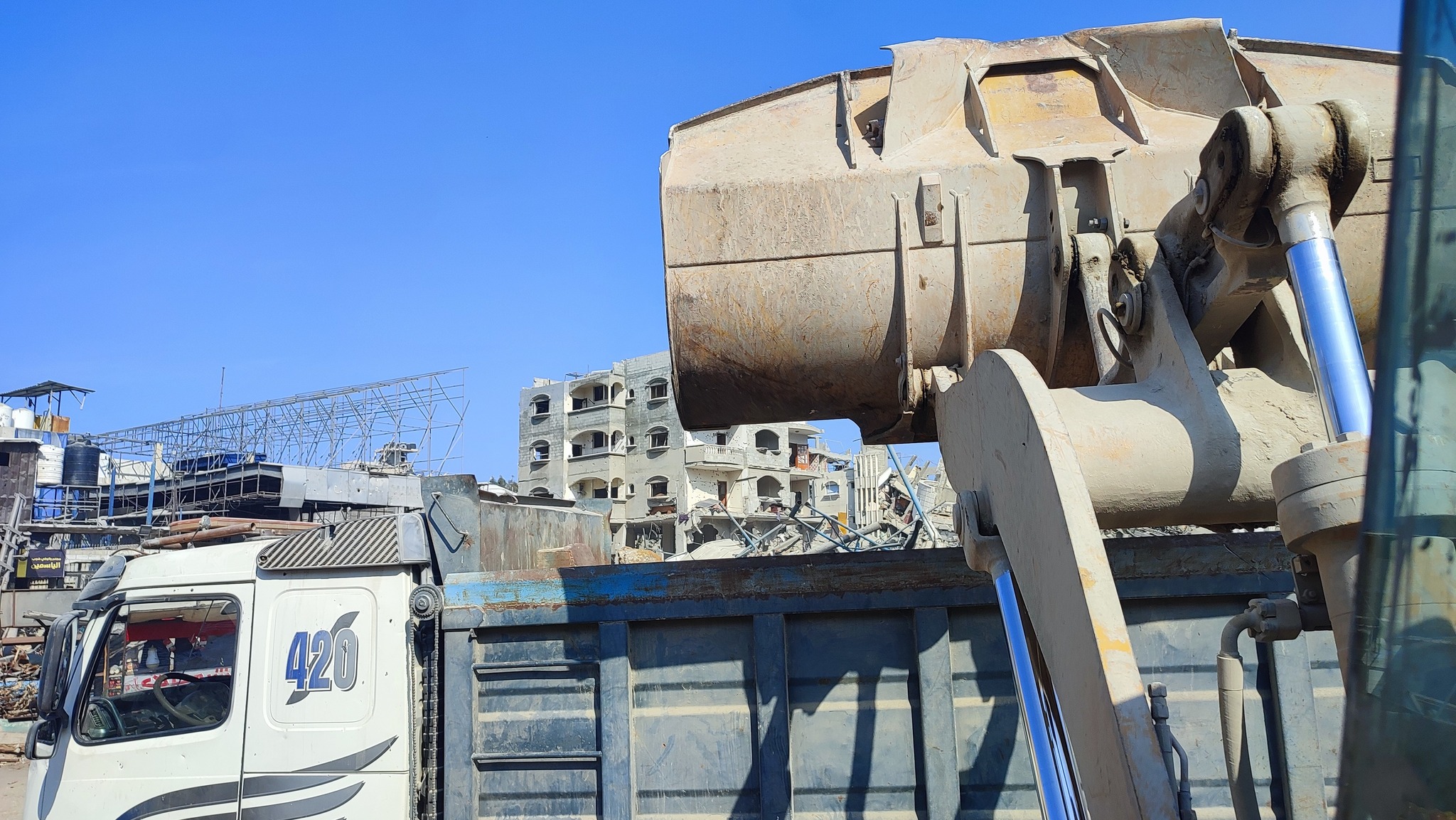 تعزيل وصيانة دوار الجلاء (الصاروخ) الحيوي