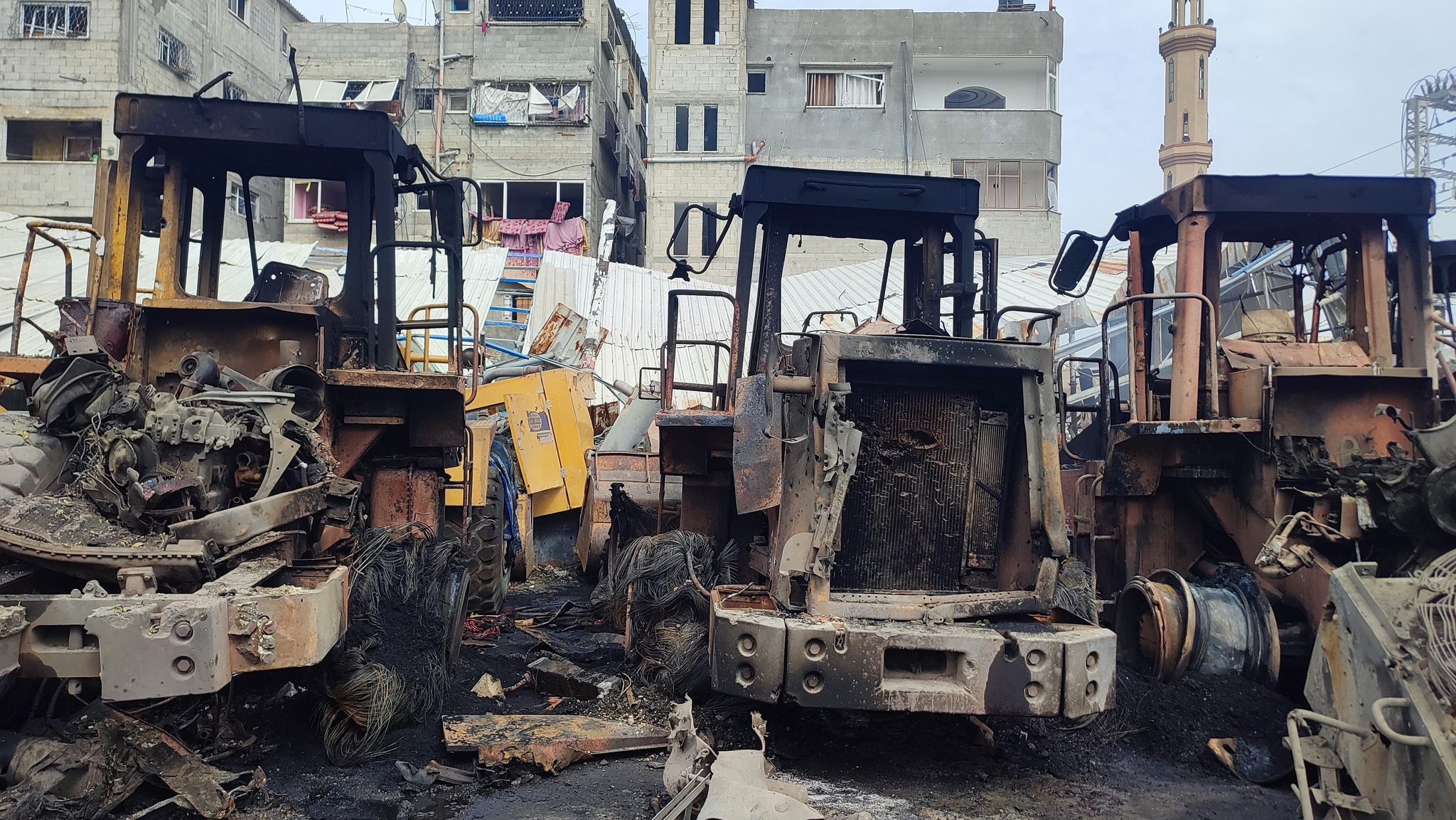 استهداف كراج البلدية عمدًا