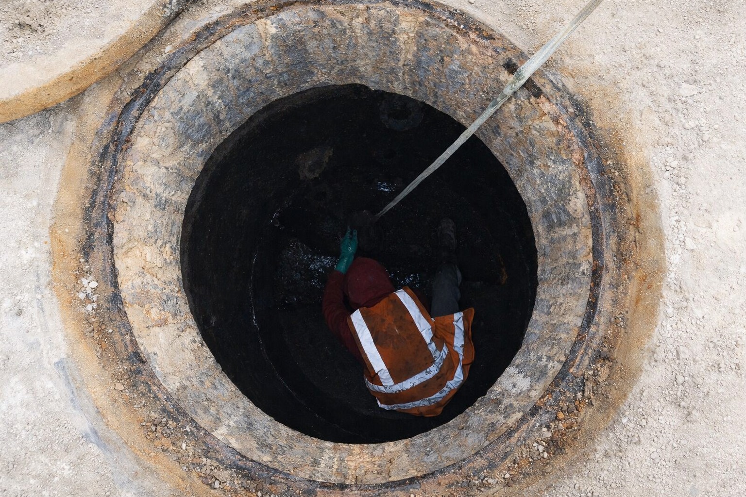 تنظيف المناهل بشكل متكامل