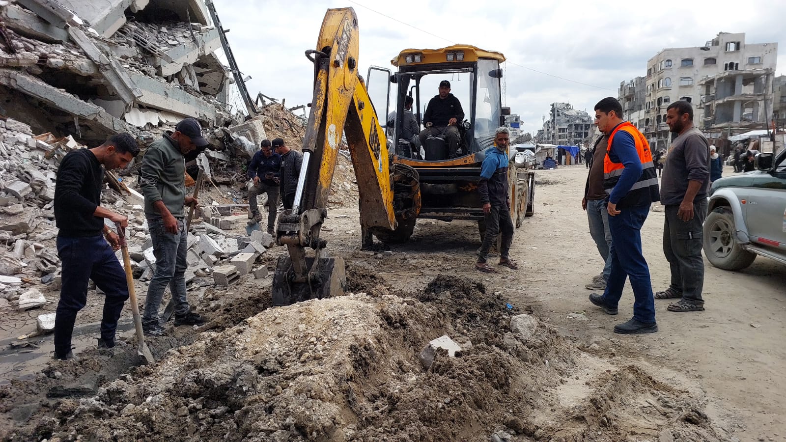 استمرار جهود الصرف الصحي