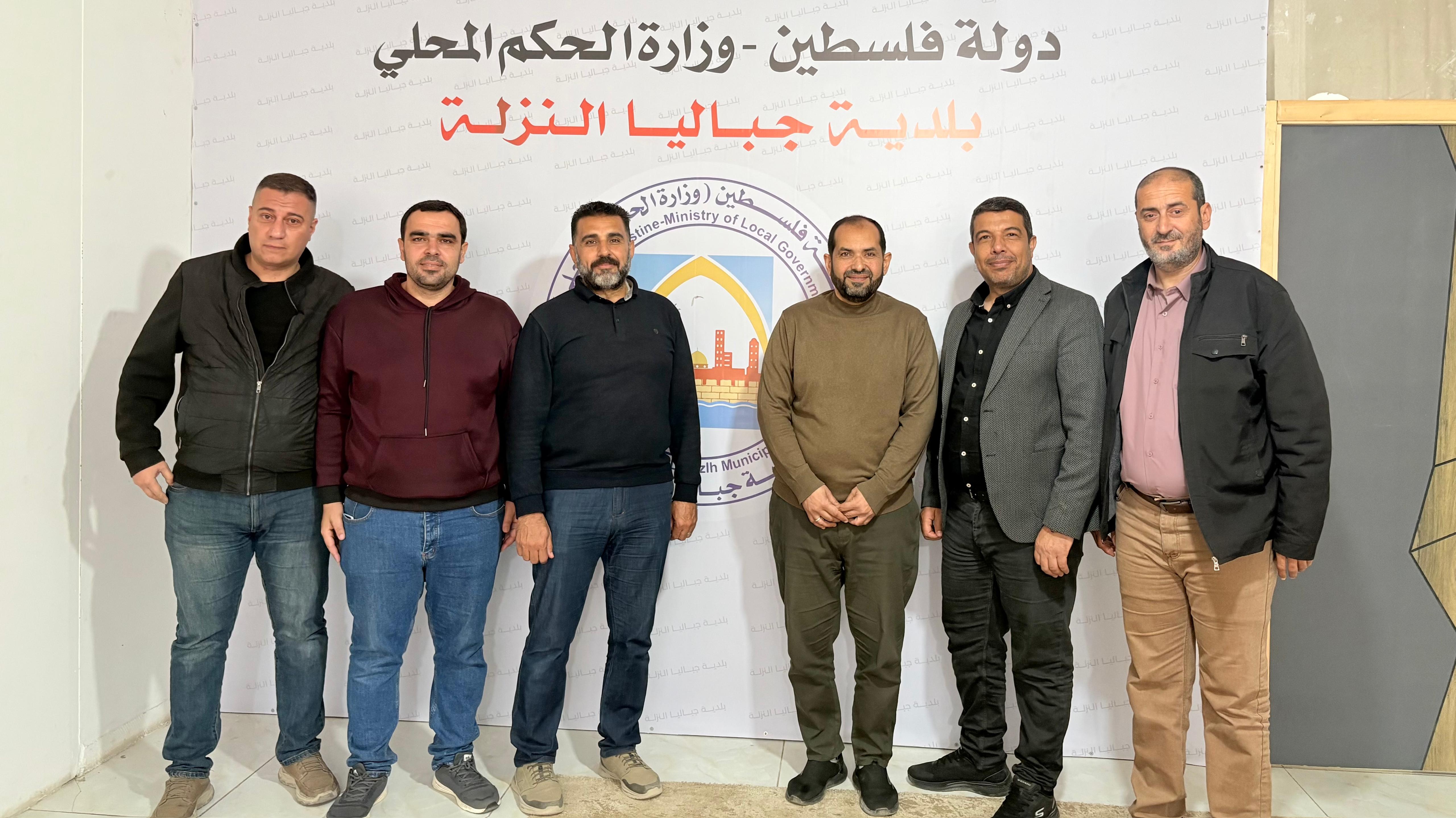 البلدية والأشغال تناقشان سبل التعاون المشترك