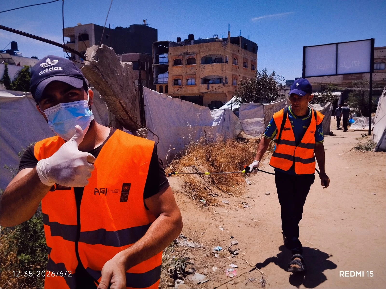 استمرار جهود محاربة القوارض في مدينة جباليا